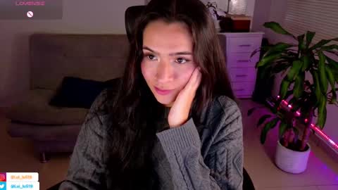 Luisa    online show from February 22, 2025, 11:24 pm