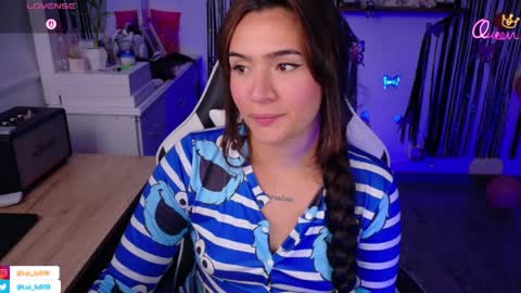 Luisa    online show from March 27, 2026, 11:04 pm