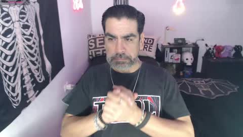 Snapshot of soyelcarlitos chatting on May 31, 2026, 7:59 am El Carlitos online show from May 31, 2026, 7:59 am