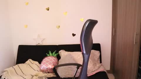 Snapshot of soytropicalfruit chatting on December 16, 2024, 7:10 pm You want to talk to me more personal follow me in My Channel VIP 50 the discount online show from December 16, 2024, 7:10 pm