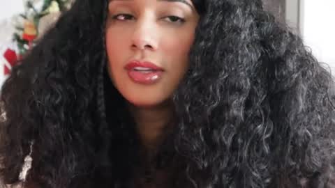 Snapshot of soytropicalfruit chatting on December 27, 2024, 5:16 pm You want to talk to me more personal follow me in My Channel VIP 50 the discount online show from December 27, 2024, 5:16 pm