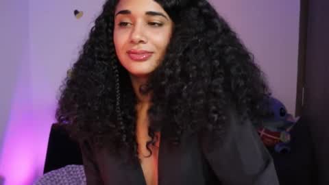 Snapshot of soytropicalfruit chatting on January 13, 2025, 3:45 am You want to talk to me more personal follow me in My Channel VIP 50 the discount online show from January 13, 2025, 3:45 am