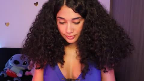 Snapshot of soytropicalfruit chatting on January 14, 2025, 4:04 am You want to talk to me more personal follow me in My Channel VIP 50 the discount online show from January 14, 2025, 4:04 am