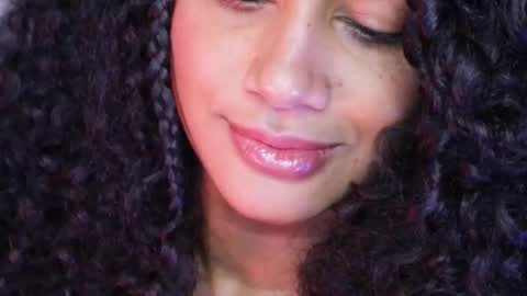 Snapshot of soytropicalfruit chatting on January 21, 2025, 7:26 am You want to talk to me more personal follow me in My Channel VIP 50 the discount online show from January 21, 2025, 7:26 am