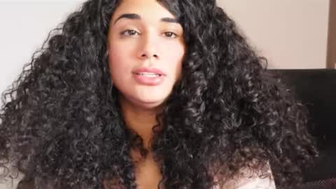 Snapshot of soytropicalfruit chatting on February 11, 2025, 6:55 pm You want to talk to me more personal follow me in My Channel VIP 50 the discount online show from February 11, 2025, 6:55 pm