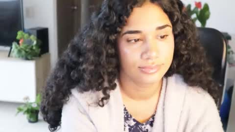 Snapshot of soytropicalfruit chatting on October 15, 2025, 11:32 am You want to talk to me more personal follow me in My Channel VIP 50 the discount online show from October 15, 2025, 11:32 am