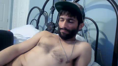 Snapshot of spacecase843 chatting on February 11, 2025, 11:54 pm TrndSettrz online show from February 11, 2025, 11:54 pm