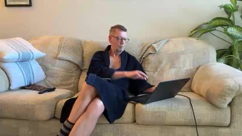 spaceman_fun online show from January 10, 2026, 11:56 am