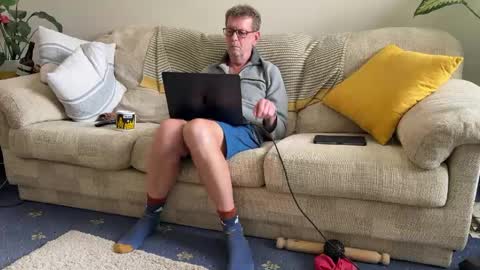 Snapshot of spaceman_fun chatting on April 9, 2026, 3:50 pm spaceman_fun online show from April 9, 2026, 3:50 pm
