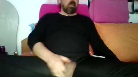 Snapshot of spada50 chatting on January 22, 2025, 6:10 am Mike online show from January 22, 2025, 6:10 am