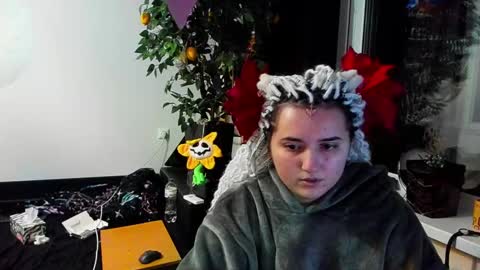 Snapshot of spanking_girls chatting on January 3, 2025, 1:48 am Evgenia online show from January 3, 2025, 1:48 am