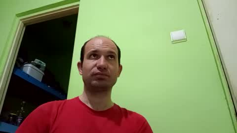 Snaiky online show from April 3, 2026, 8:18 pm