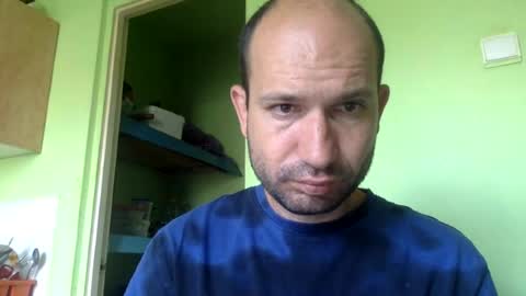 Snapshot of sparei7 chatting on July 9, 2026, 8:29 am Snaiky online show from July 9, 2026, 8:29 am