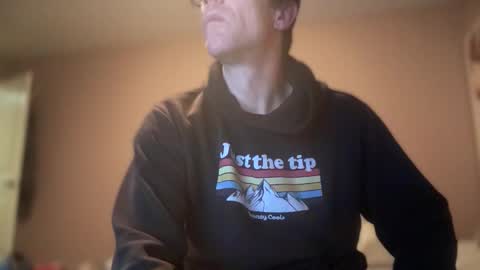 Dad online show from November 18, 2025, 8:52 am