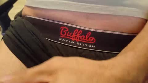 Snapshot of sparklenuts17 chatting on September 9, 2025, 2:16 pm sparklenuts17 online show from September 9, 2025, 2:16 pm