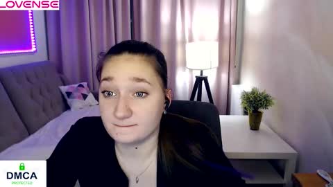 Snapshot of sparkling_starlet67 chatting on February 27, 2026, 11:10 am Ilona online show from February 27, 2026, 11:10 am