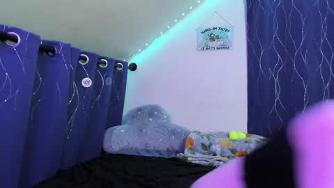 Atticus Pendragon online show from November 26, 2025, 11:06 pm