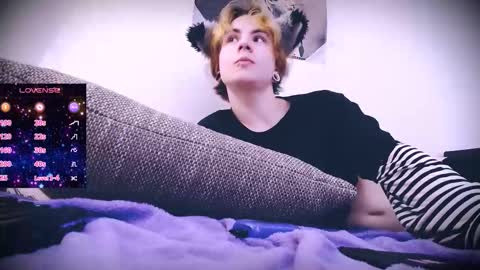 sparkyferret online show from December 2, 2025, 12:49 am