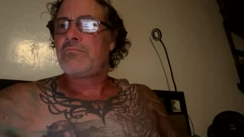 specter1972 online show from November 16, 2025, 12:16 am