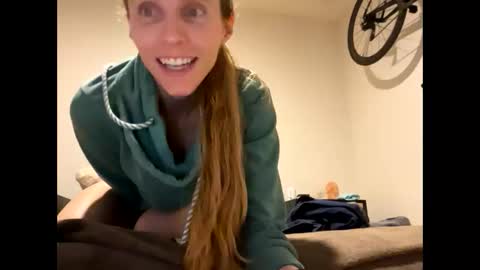 Cycling Couple online show from January 8, 2026, 4:37 am