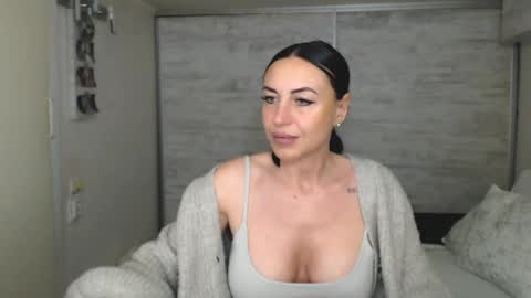 Snapshot of spicemint chatting on May 13, 2026, 2:36 pm Carla online show from May 13, 2026, 2:36 pm