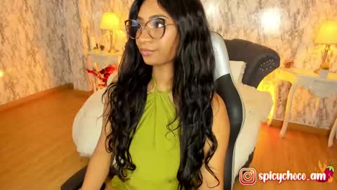 Amelia      GTM-5 817       IG Spicychoco am online show from March 10, 2025, 2:05 pm