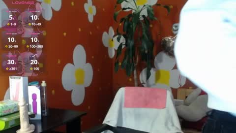 Veronica online show from April 7, 2026, 12:05 pm