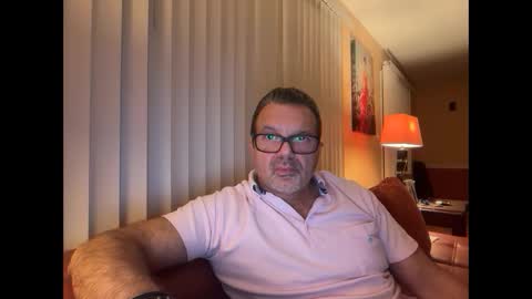 spike69old online show from February 18, 2026, 12:06 am