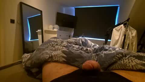 spiker90579420 online show from December 31, 2024, 9:21 am