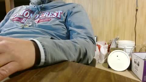 Snapshot of splash_w chatting on October 31, 2025, 6:20 pm Splash Man online show from October 31, 2025, 6:20 pm