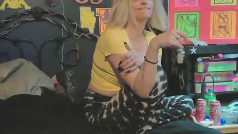 Daddy  His Splash Queen online show from April 4, 2026, 10:51 pm