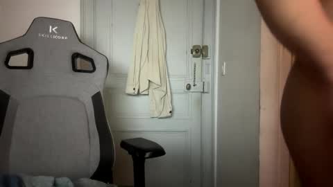 Snapshot of splashyyyz chatting on January 20, 2025, 3:15 am splashyyyz online show from January 20, 2025, 3:15 am
