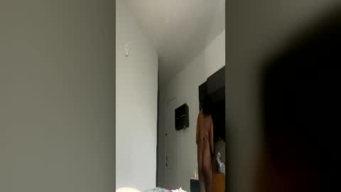 spoilprincesschloee online show from June 24, 2026, 1:48 am