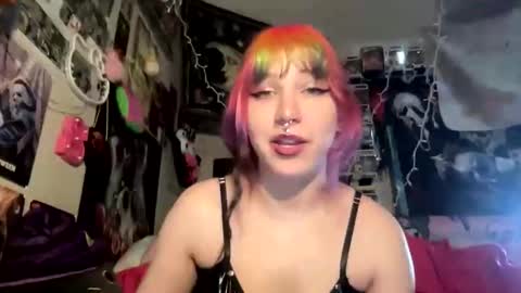 Pixie online show from March 17, 2026, 4:10 pm