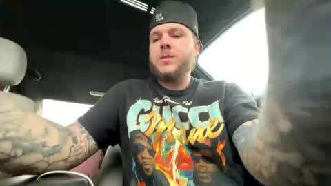 sportsfreak1619 online show from April 17, 2026, 7:17 pm