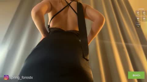 Lilly  online Monday - Friday ask time in pm online show from December 17, 2025, 4:02 pm