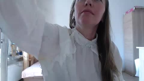 spring_time_ online show from April 16, 2026, 10:16 am