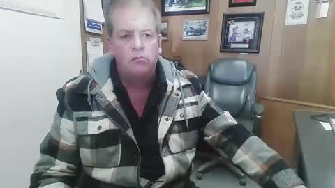 Snapshot of spyder719 chatting on March 11, 2025, 3:02 pm spyder719 online show from March 11, 2025, 3:02 pm