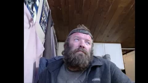 Snapshot of squegly chatting on October 17, 2025, 12:19 pm Bryan online show from October 17, 2025, 12:19 pm