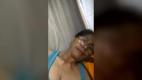 squirt0120 online show from June 13, 2026, 8:18 pm