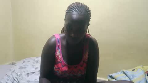 squirtypussie online show from May 17, 2026, 7:17 am