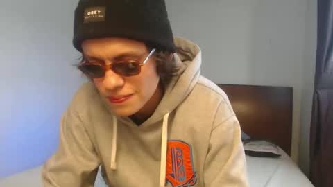 Snapshot of sr_bolaiinas chatting on February 16, 2026, 6:04 pm sr_bolaiinas online show from February 16, 2026, 6:04 pm