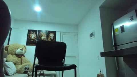 Snapshot of sr_smit_hot chatting on February 2, 2025, 11:42 pm ANDR online show from February 2, 2025, 11:42 pm