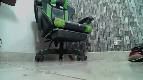 sr master cum its my old account online show from February 9, 2025, 1:55 am