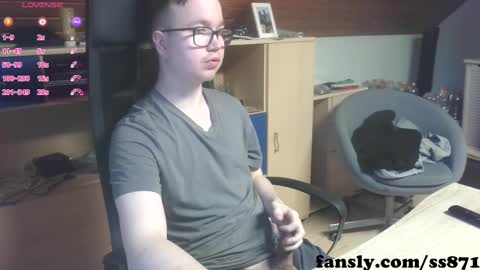 Snapshot of ss871 chatting on February 22, 2025, 7:01 am florian online show from February 22, 2025, 7:01 am
