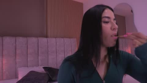 samantha online show from March 17, 2026, 7:17 pm