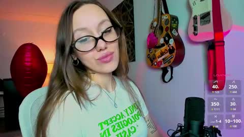 Anni if Im offline for a long time Im depressed feel free to support me offline online show from February 16, 2025, 3:38 pm