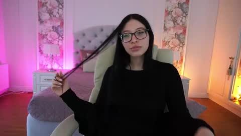 Snapshot of ssoftaura chatting on April 13, 2026, 12:32 pm ssoftaura online show from April 13, 2026, 12:32 pm