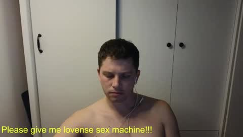 st1vemaster01 online show from April 20, 2026, 3:04 pm