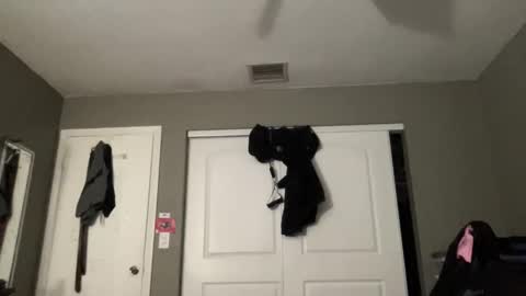 Jose online show from October 13, 2025, 2:11 am